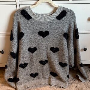 Cozy Gray Heart Pattern Sweater